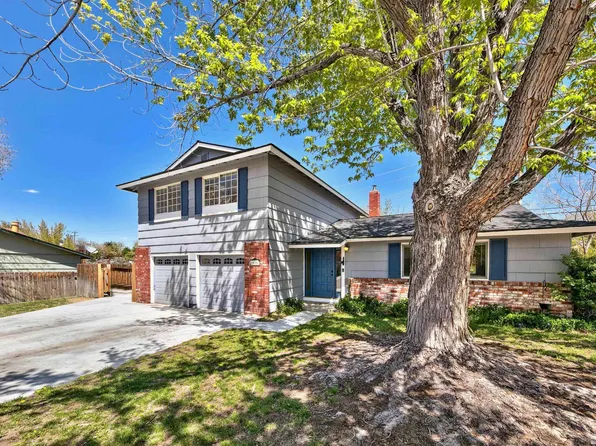 1070 Mark Allen Cir, Reno, NV 89503
