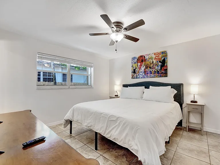813 Middle St #3 — Photo 7