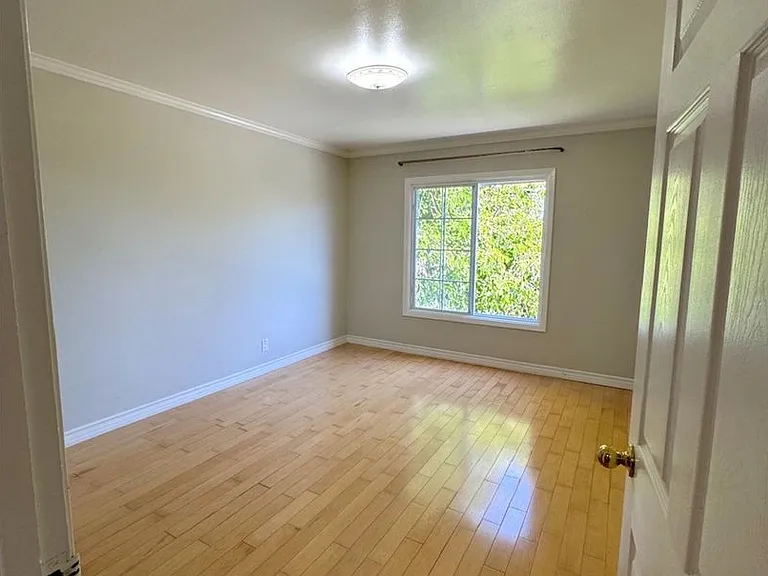 675 Lakeview Ave — Photo 12