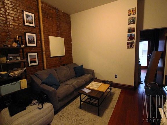 4th image of 247 W 11th St APT 4