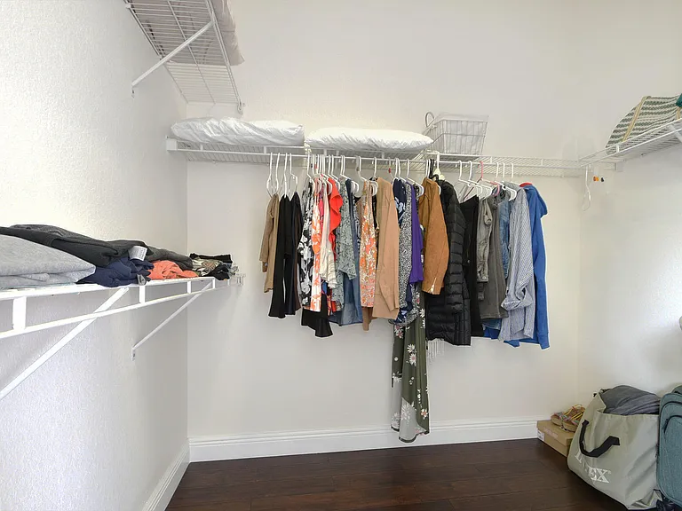 2418 Westmont Dr — Photo 25