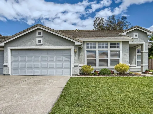 9351 Crowell Dr, Elk Grove, CA 95624