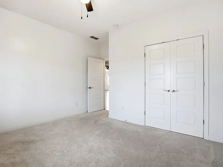 2035 Prestwick Pl — Photo 38