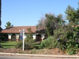 1960 Gratton St, Riverside, CA 92504