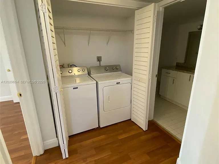 8323 Lake Dr #302 — Photo 4