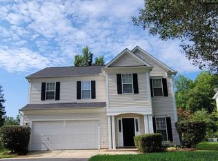 9529 Green Apple Dr, Charlotte, NC 28215