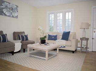 175 Pleasant Valley St APT D, Methuen, MA 01844