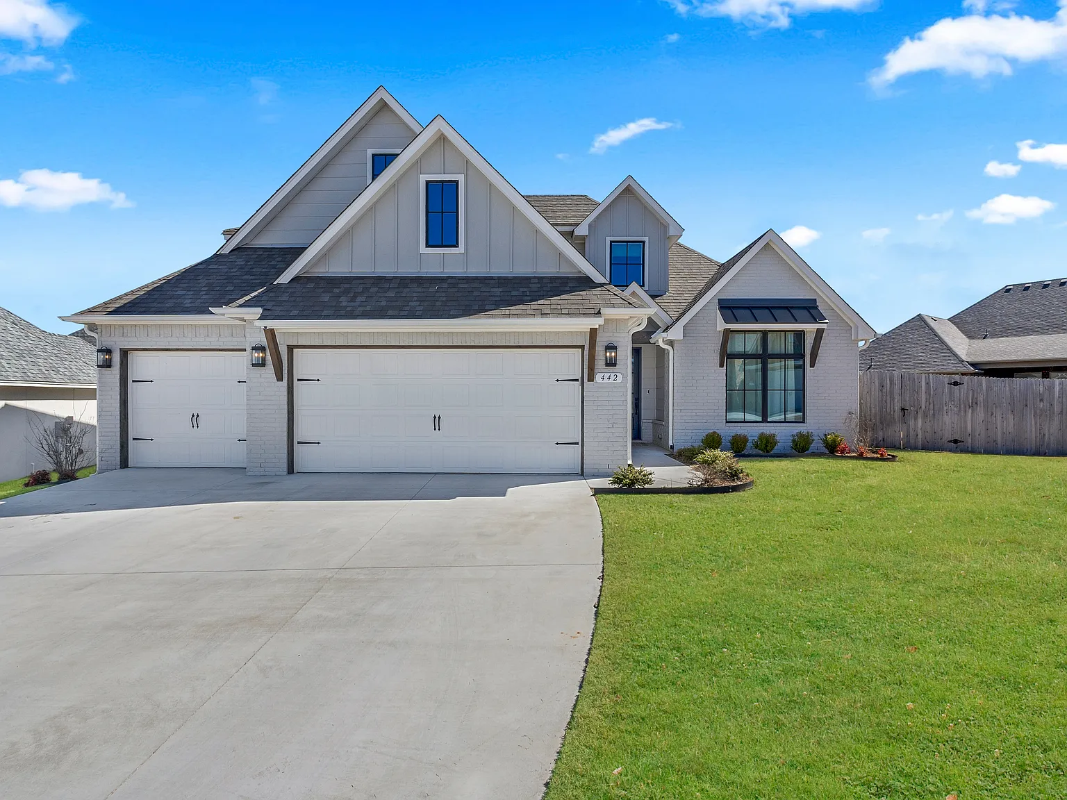 4 bed, 2485 sqft, $3,500 — Photo 1