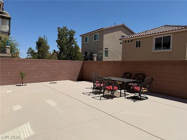 5889 Azzura Palms Ave — Photo 31