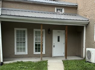 143 1/2 E Main St #1, Centerville, IN 47330