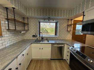 709 26th St NW, Rochester, MN 55901