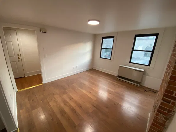 75 Forest Ave #D, Portland, ME 04101