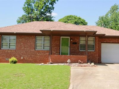 1307 N Broad St, Guthrie, OK, 73044