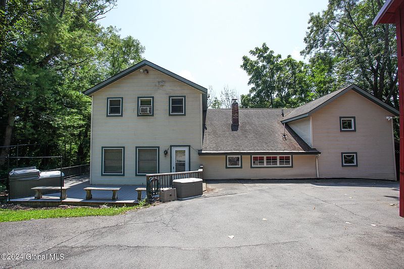 2nd image of 230 Florida Ave