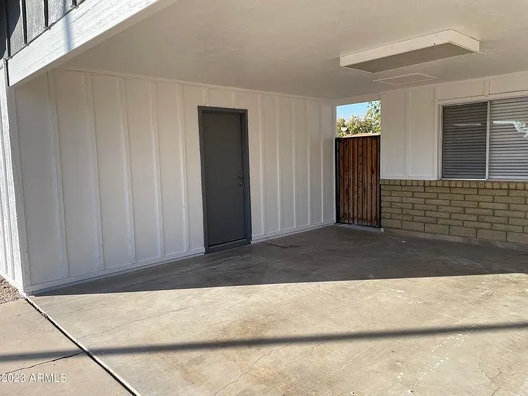 1242 W Carla Vista Dr — Photo 2