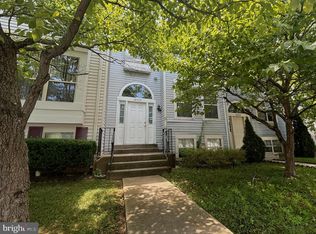 18402 Honeylocust Cir, Gaithersburg, MD 20879