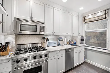 Sold by Nest Seekers International