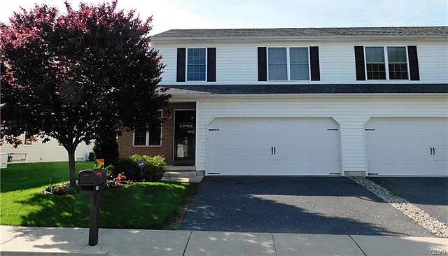 1st image of 654 Walker Dr