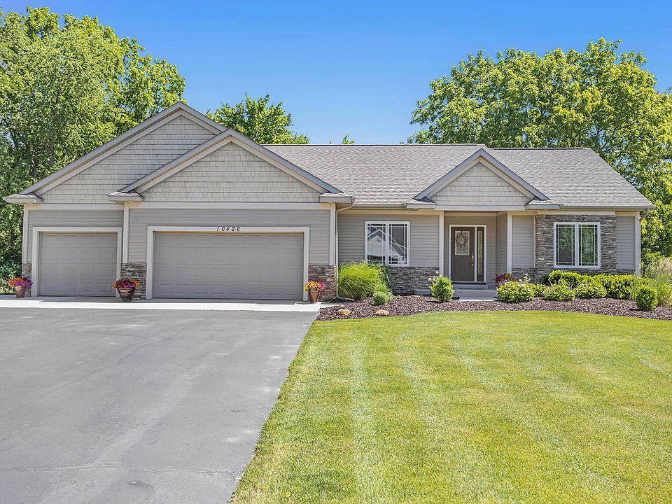 10426 Cottonwood Ct, Middleville, MI 49333 Zillow