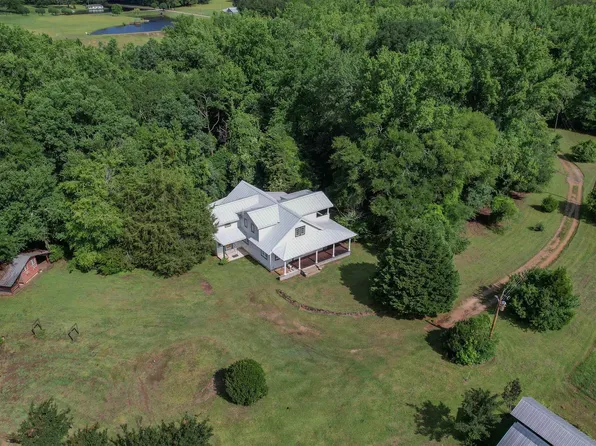 1611 Dixired Rd, Leesville, SC 29070