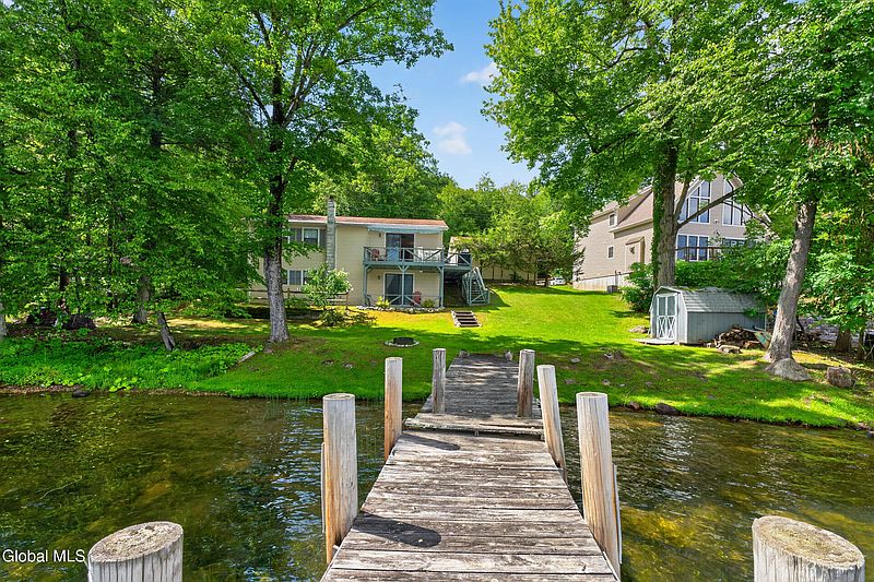 2nd image of 506 Hadlock Pond Road