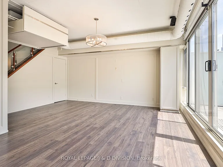 32 Stewart St #705 — Photo 16