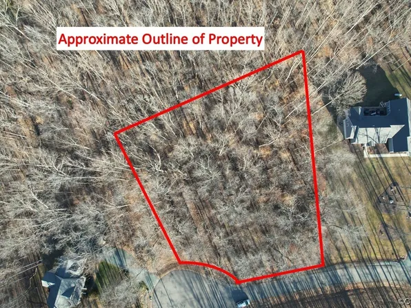 104 Richardson Dr, Louisa, VA 23093