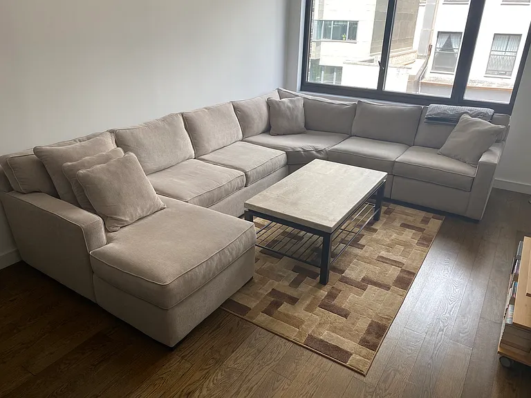 211 E 13th St #4J — Photo 5
