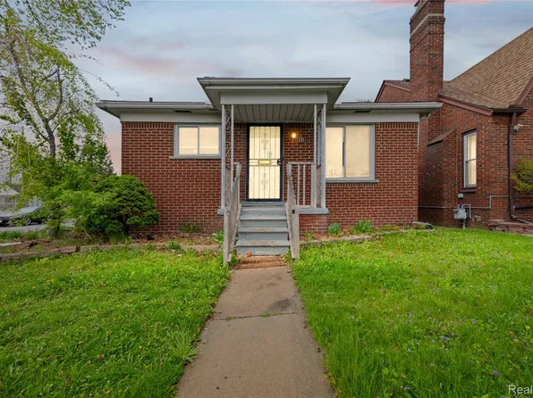 12901 Visger St, Detroit, MI 48217
