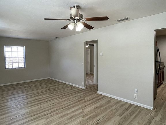 2nd image of 116 E Central Blvd