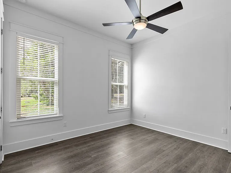 4000 Biltmore Ave — Photo 28