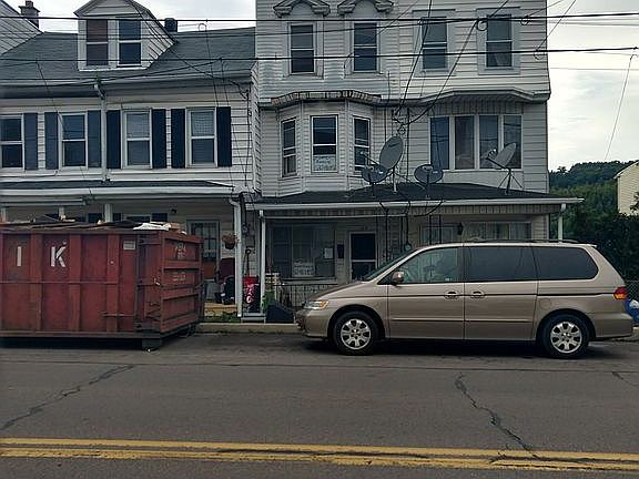 5th image of 125 East Ave