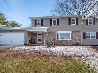 4606 W Hopewell Rd, Center Valley, PA 18034