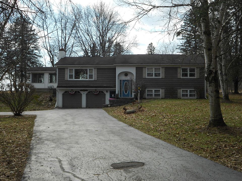 1st image of 5466 Wood Ln