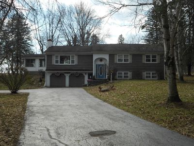 5466 Wood Ln, Newark, NY, 14513