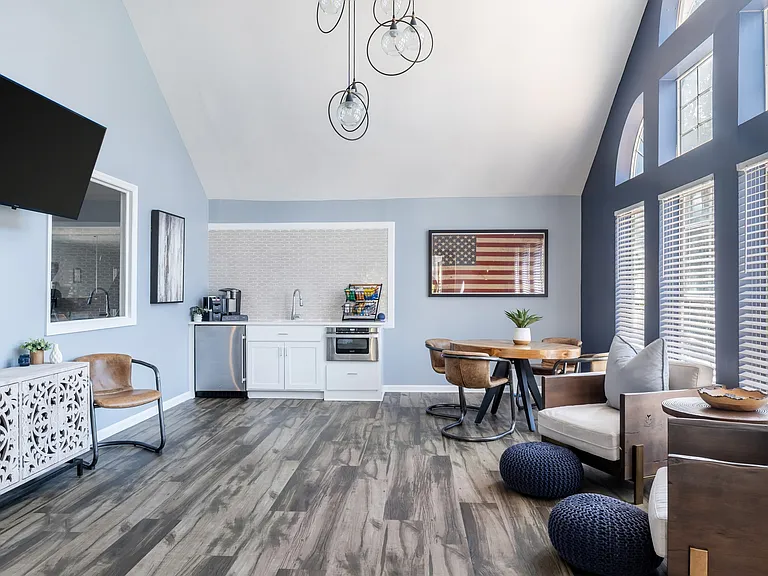 Galleria Park Apartments — Photo 12