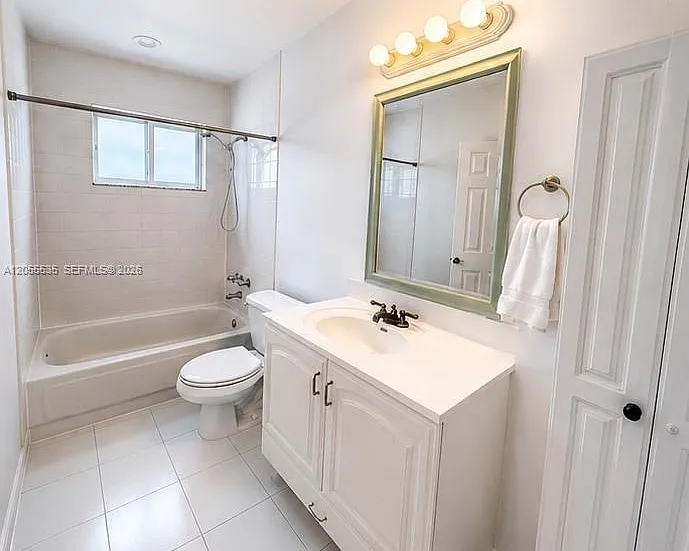 171 SW 23rd St — Photo 18