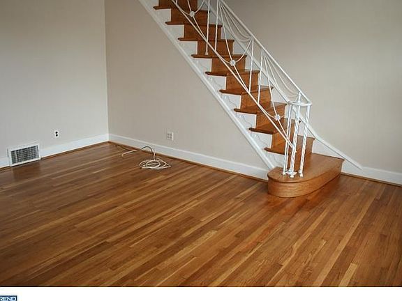3rd image of 3856 Berkley Ave