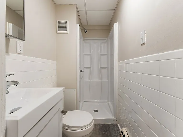 38 New York St — Photo 11