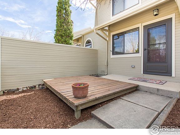 Courtyard/Private Patio