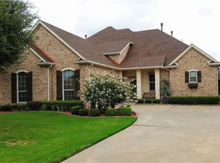 3002 Rocky Creek Dr, Mansfield, TX 76063