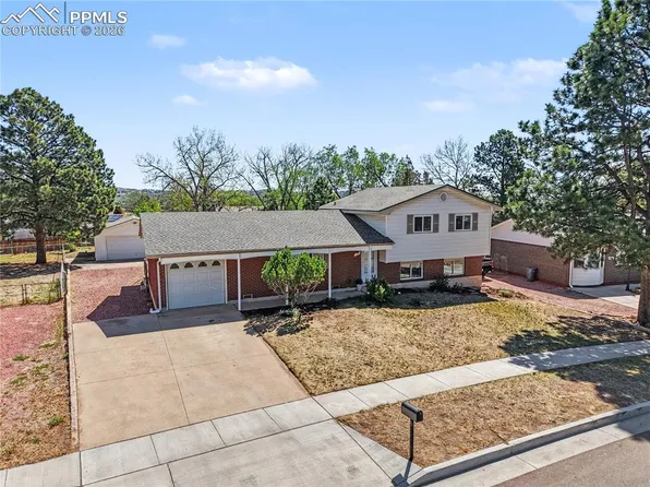 744 Ellston St, Colorado Springs, CO 80907