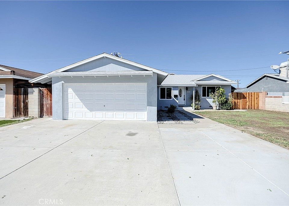 1st image of 10271 Garrett Rd