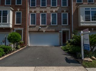 4535 Monmouth St, Fairfax, VA 22030