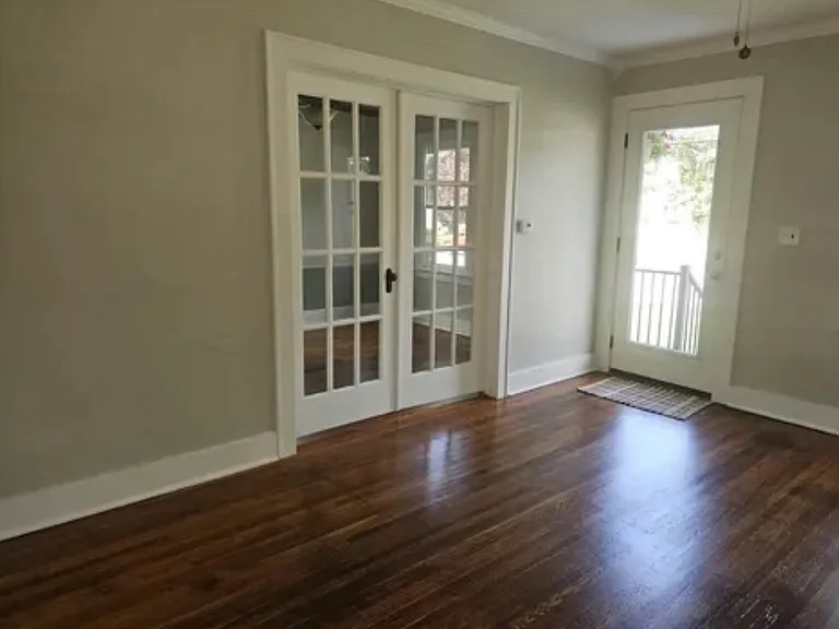 719 S Market St — Photo 21