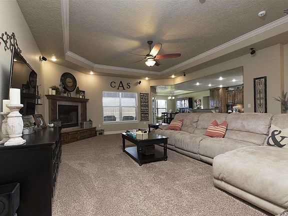 3rd image of 2104 Enloe Dr