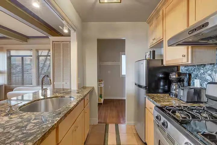 2621 Divisadero St #1 — Photo 10