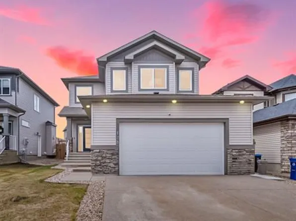 128 SE Dehoog Cres, Wood Buffalo, AB T9K 2X3