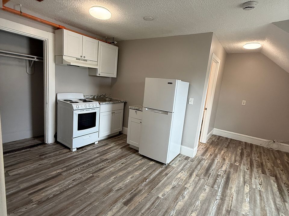 1st image of 99 Garfield St #3D