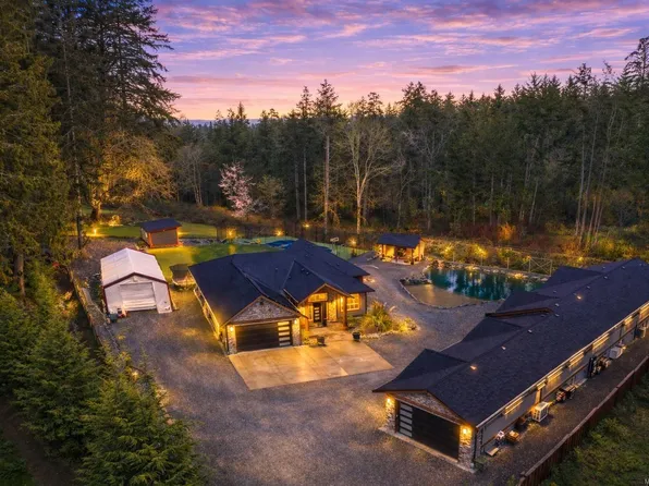 3215 Pinder Pl, Cowichan Valley, BC V8H 0B4